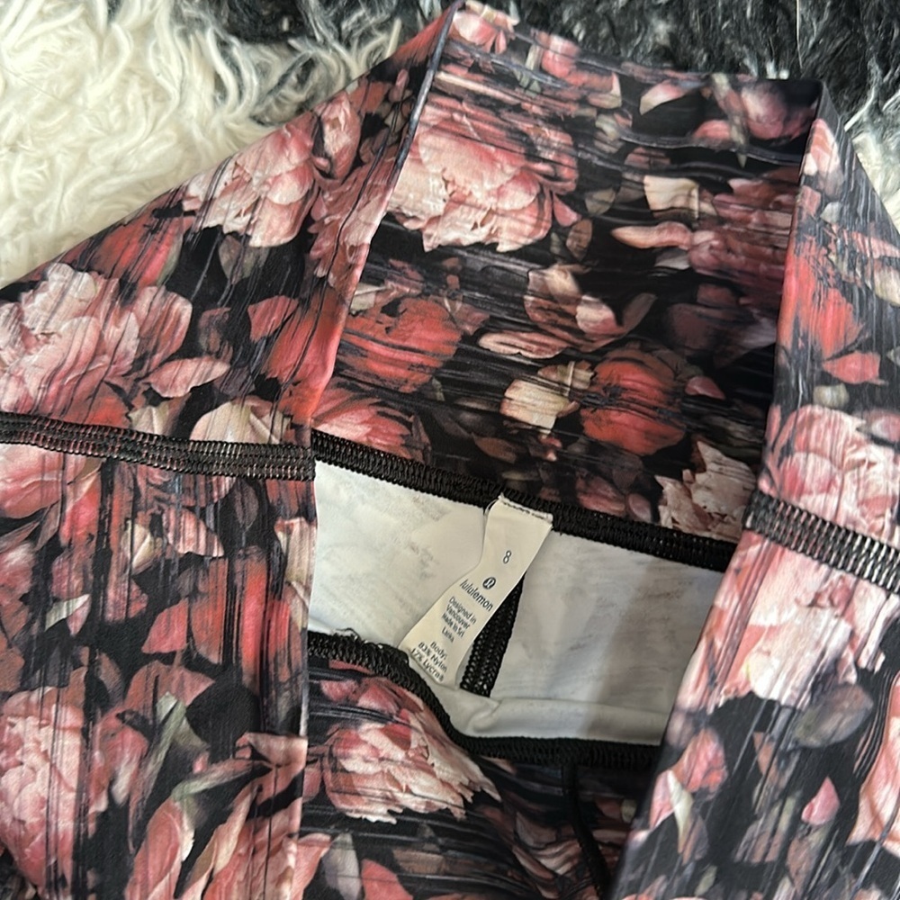 Lululemon Fast & Free 7/8 Floral Print Leggings, Peony Multi, Sz 8 - Picture 2 of 6